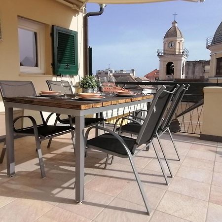 Casa Bartelli - Ceriale Appartement Buitenkant foto