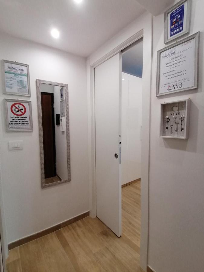 Casa Bartelli - Ceriale Appartement Buitenkant foto
